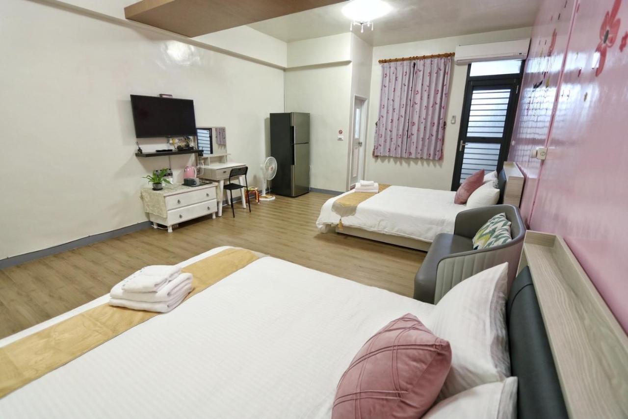 Wanghong Homestay Heng-ch'un Exterior foto